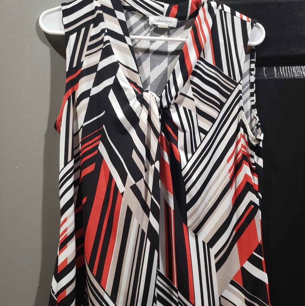 Sleeveless Calvin Klein Shirt